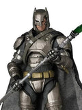Batman v Superman: Dawn of Justice MAFEX No.313 Armored Batman (Ver. 1.5) Action Figure