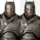 Batman v Superman: Dawn of Justice MAFEX No.313 Armored Batman (Ver. 1.5) Action Figure