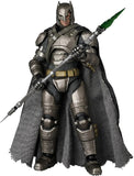 Batman v Superman: Dawn of Justice MAFEX No.313 Armored Batman (Ver. 1.5) Action Figure